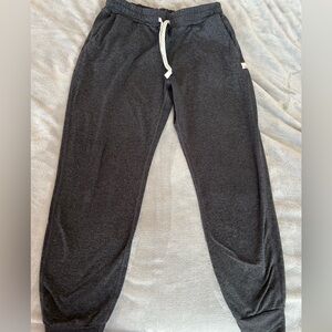 Vuori performance joggers XS